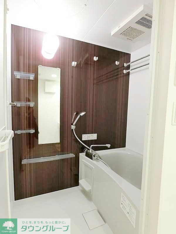 バス・シャワールーム　お問合せは(株)タウンハウジングレジデンス事業部までお問合…