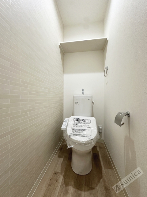 トイレ　温水洗浄便座