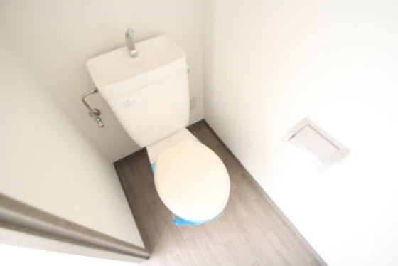 トイレ　※別部屋の写真です