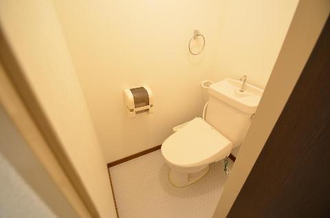 トイレ　シャワー付トイレ（イメージ）