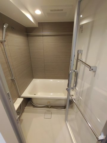 バス・シャワールーム　※同タイプ参考写真です（ash）