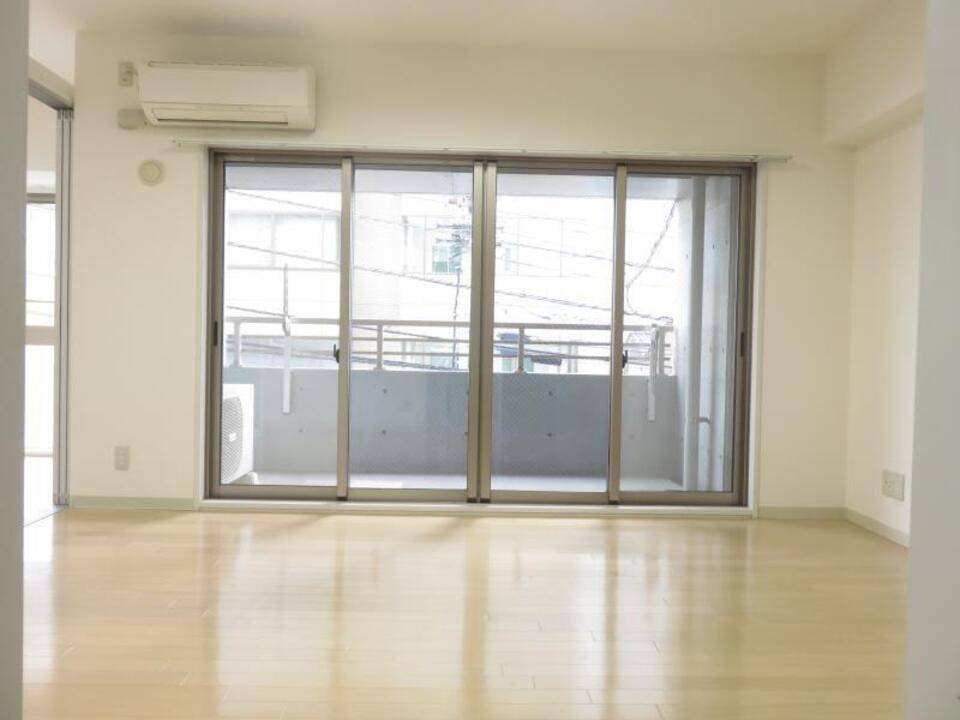 居室・リビング　リビング