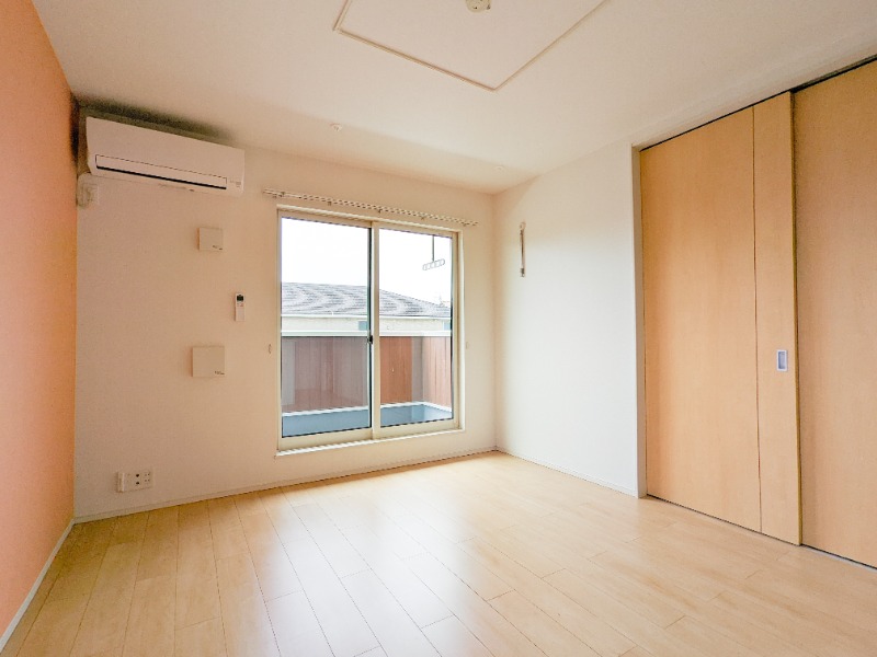 居室・リビング　図面と現状に相違がある場合には現状を優先