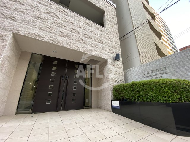 エントランス　ラムール南森町アーバネックス　エントランス