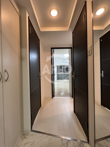 玄関　ラムール南森町アーバネックス　玄関