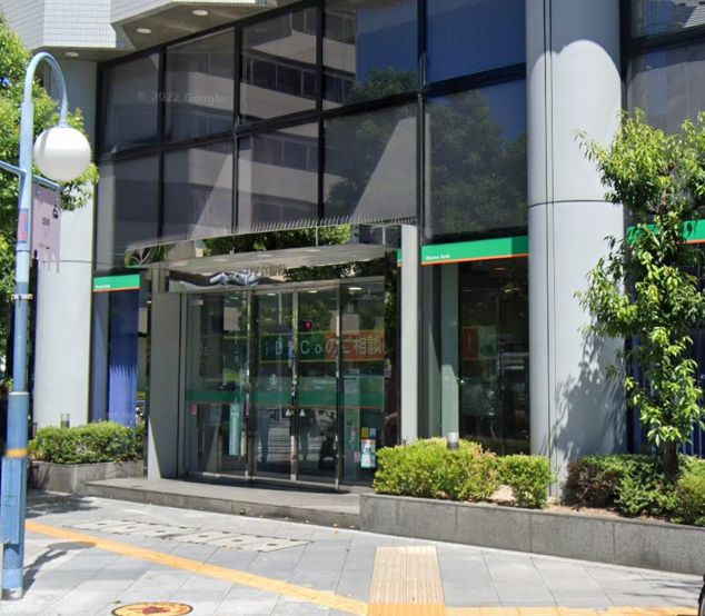 銀行　りそな銀行 南森町支店（銀行）まで350m