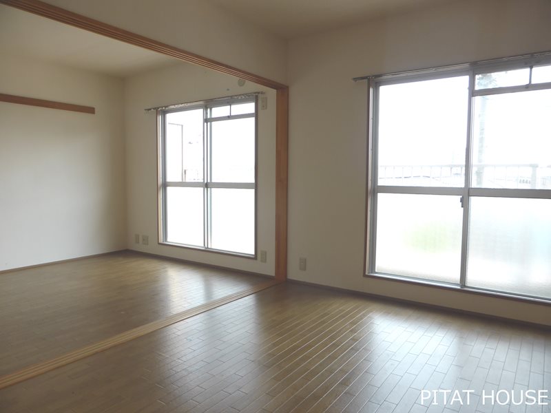 居室・リビング　参考写真３０３