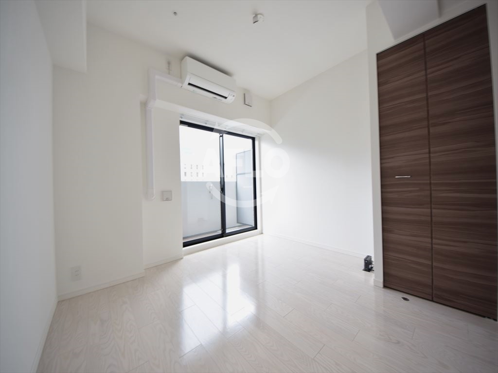 居室・リビング　ルーエ本町　洋室