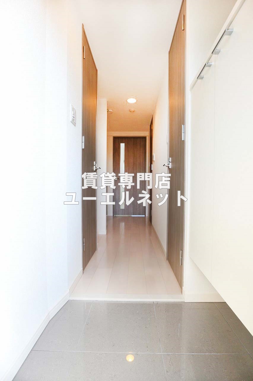 玄関　住まいの顔ともなる玄関