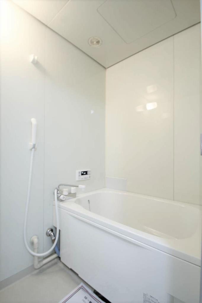 バス・シャワールーム　追い焚きつき