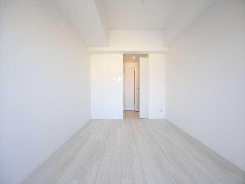 居室・リビング　洋室8.5帖　クローゼット付（収納充実してます）