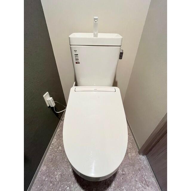 トイレ　※参考写真（同タイプ・別部屋）