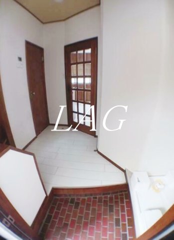 玄関　玄関です。