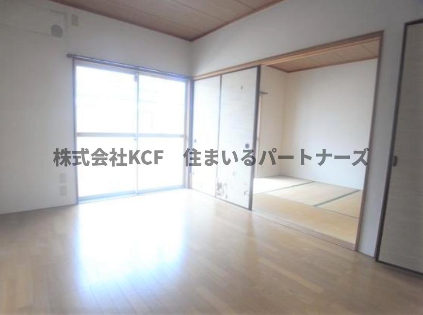 居室・リビング　コンパクトで使いやすい洋室です