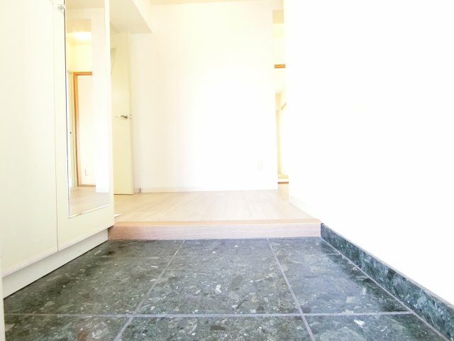 玄関　詳細は、RISUMO江坂本店→06-6155-7137まで♪