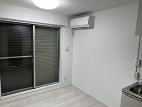 居室・リビング　別部屋参考写真となります