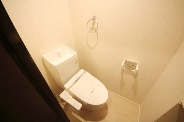 トイレ　★見学希望等はタウンハウジング中央林間店までお気軽に♪★
