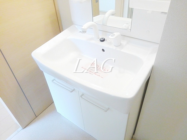 洗面設備　独立洗面台です。