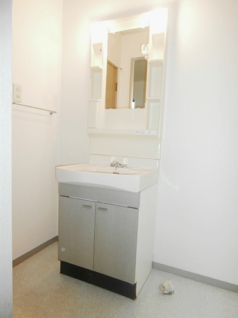 洗面設備　同仕様