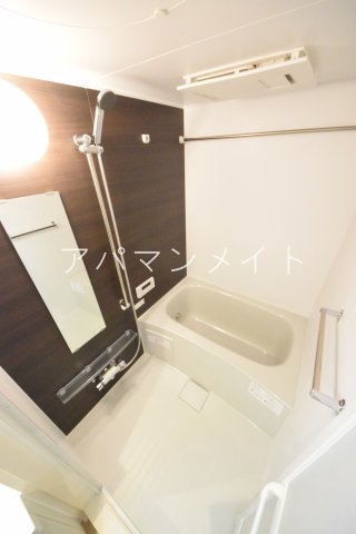 バス・シャワールーム　ゆったり過ごせるお風呂です