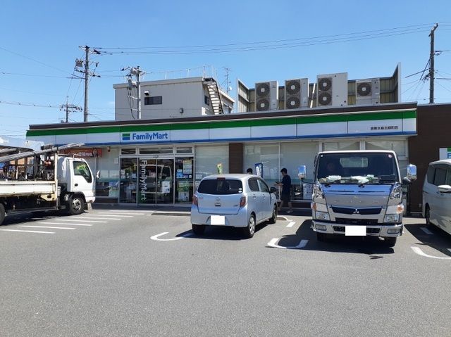 コンビニ　ファミリーマート倉敷水島北緑町（コンビニ）まで550m