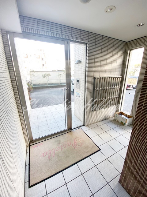 エントランス　綺麗なエントランス♪