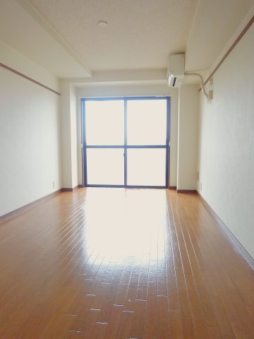 居室・リビング　＊イメージです