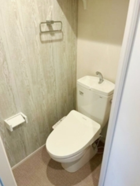 トイレ　同仕様参考写真