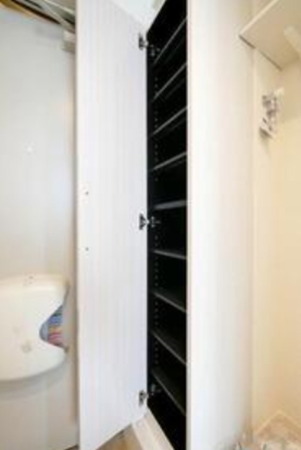 収納　同仕様参考写真