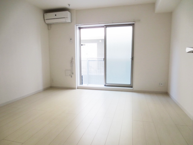 居室・リビング　別号室の参考写真です。