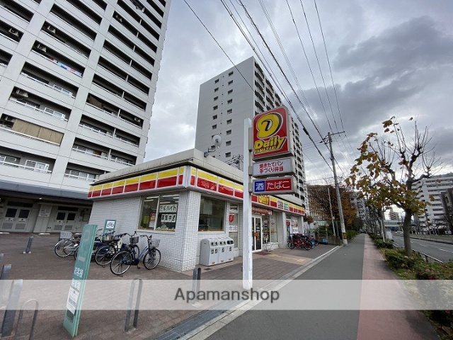 コンビニ　デイリーヤマザキ（コンビニ）まで449m