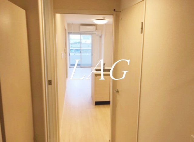 玄関　玄関です。