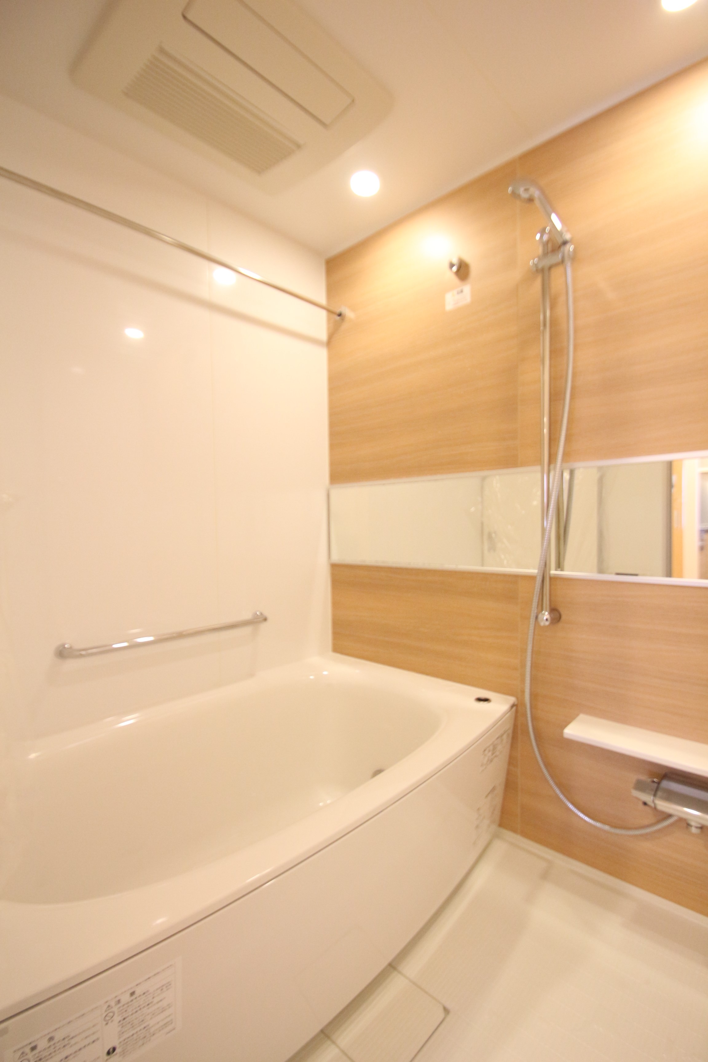 バス・シャワールーム　バス