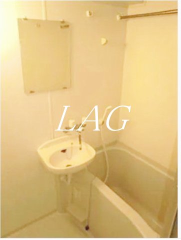 バス・シャワールーム　お風呂です。