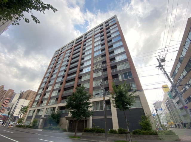 建物外観　札幌市中央区南２条西「プライムメゾン南２条」