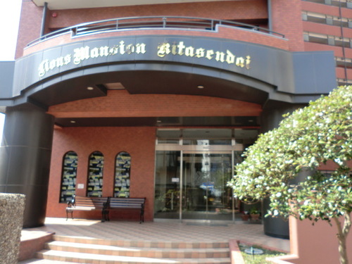 エントランス　エントランス（2024年12月撮影）