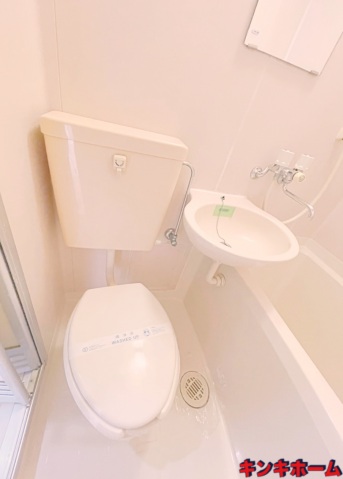 トイレ　写真は別のお部屋です。※現況を優先します