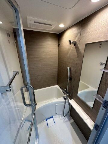 バス・シャワールーム　別部屋参考写真