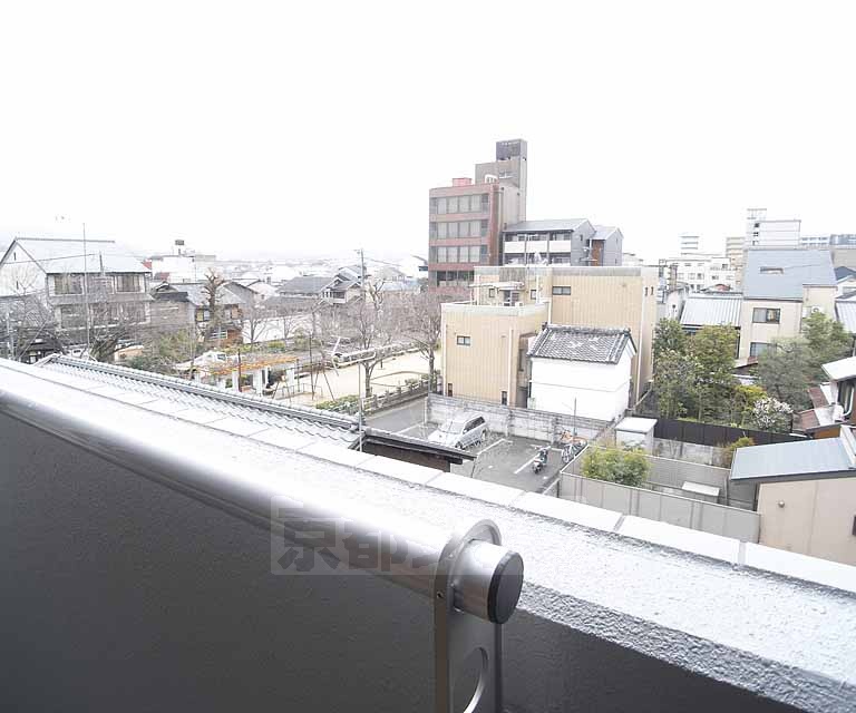眺望　４０１号室バルコニーからの眺めです。参考にご覧下さい。