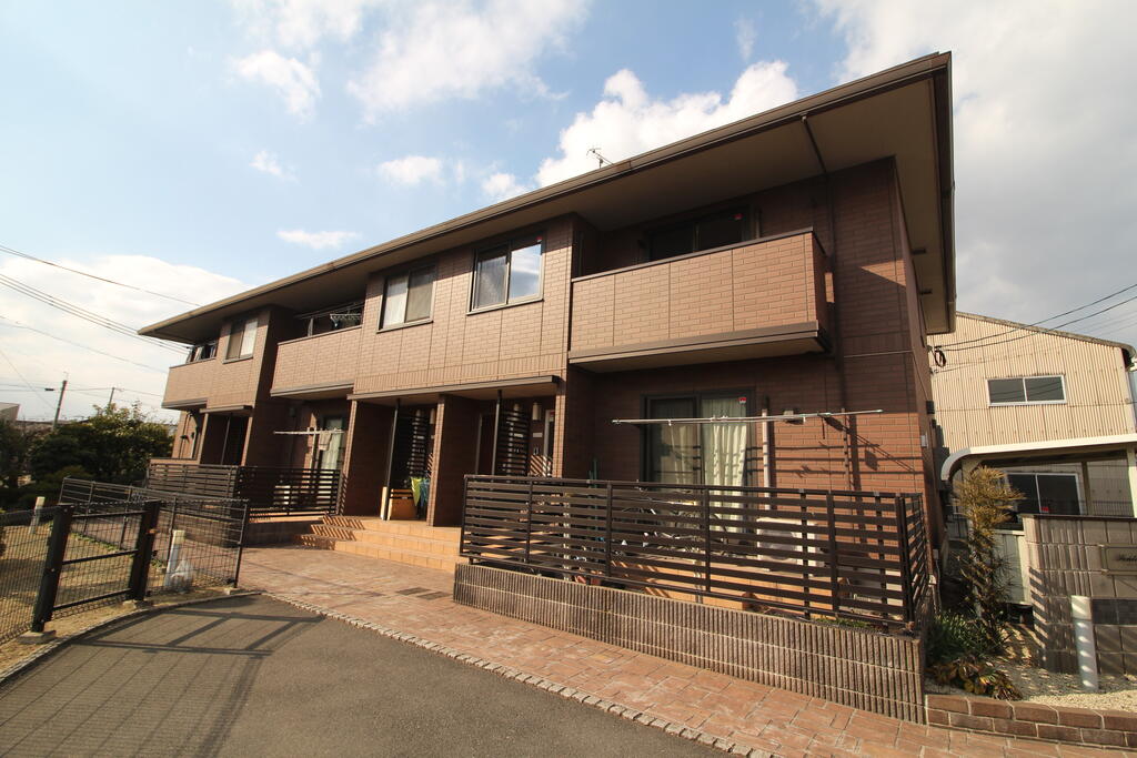 建物外観　中畝4丁目の2LDKアパート♪