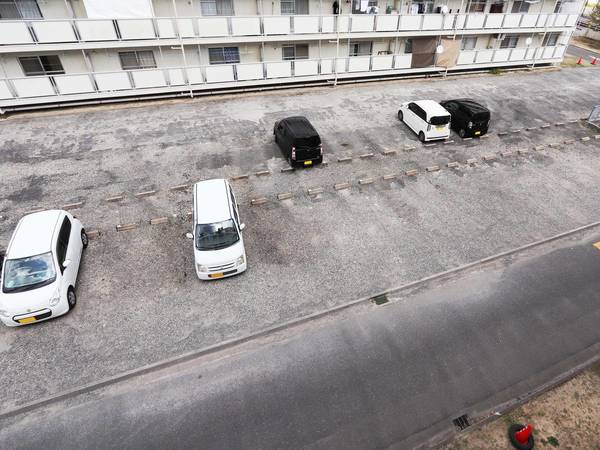 駐車場　駐車場があります