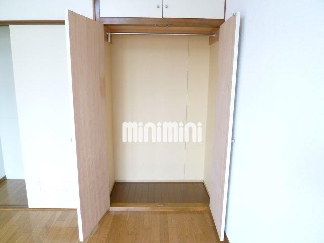 収納　使い勝手のよいクローゼットタイプ