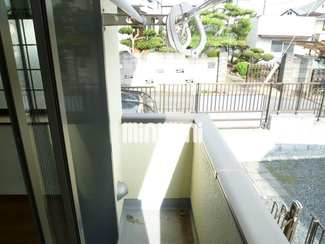 バルコニー　開放的なベランダ