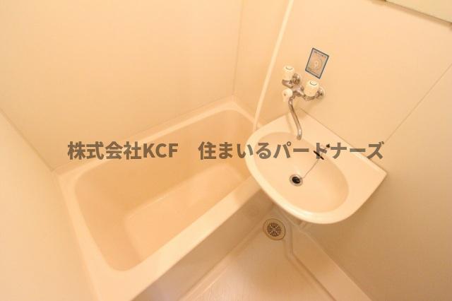バス・シャワールーム　日々の疲れを癒すお風呂付です