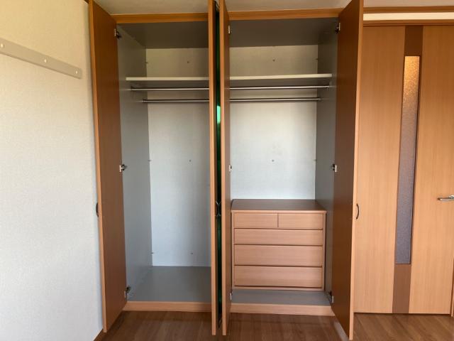 収納　クローゼット