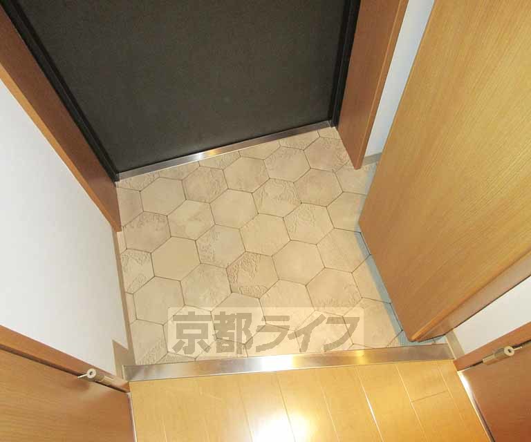 玄関　段差の少ない玄関です！