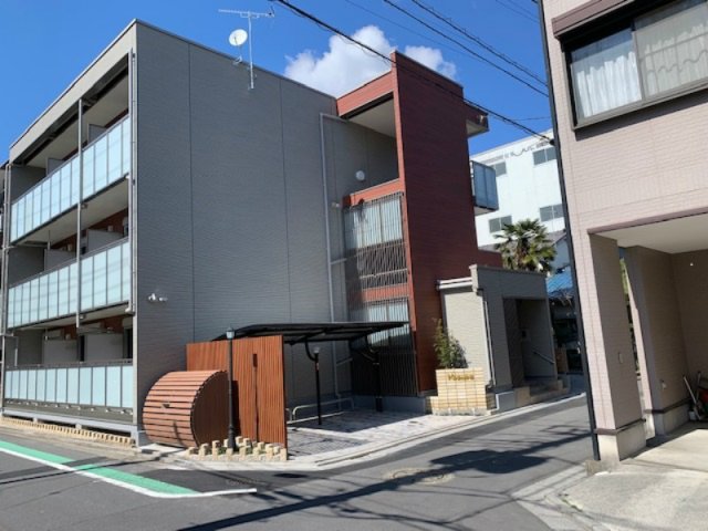建物外観　外観は落ち着いています