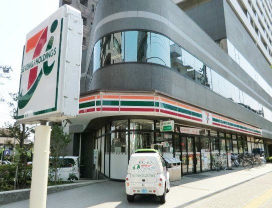 コンビニ　セブンイレブン 南浦和文化通り店（コンビニ）まで490m