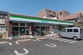 コンビニ　ファミリーマート江戸川西小岩五丁目店（コンビニ）まで270m