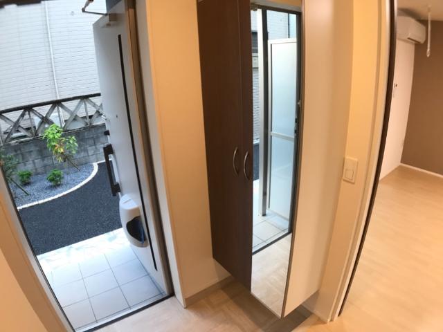玄関　玄関